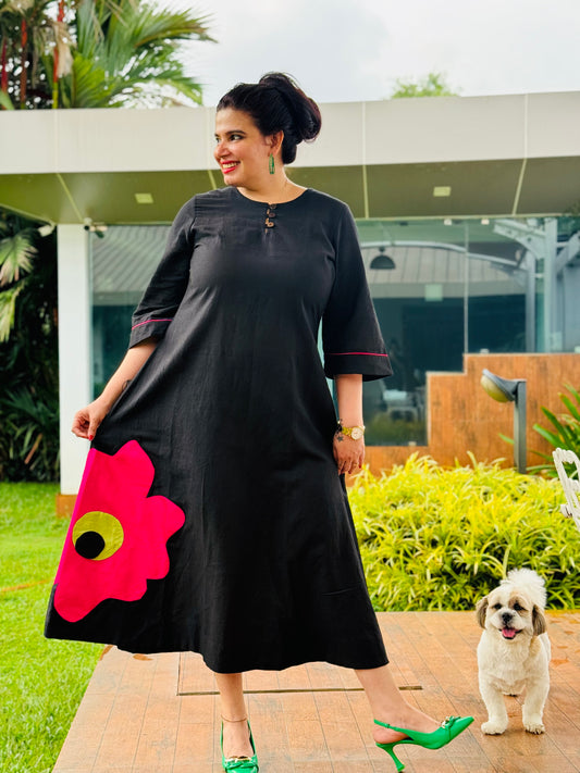 Black Midi Dress With Red Embroidered Detailing - d23