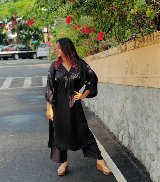 Black modal Yoke Embro set