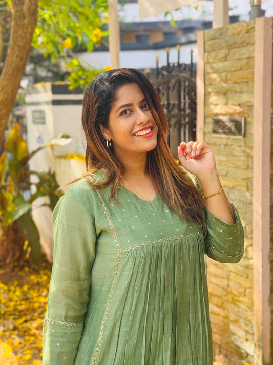 Pastel green Kuthi set